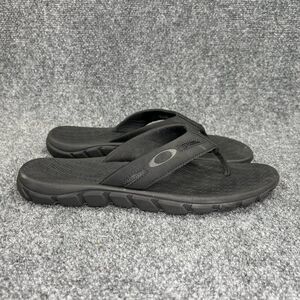 Oakley Operative Sandals 2.0 Men's 10‎ Black Athletic Beach Recovery Flip Flops
